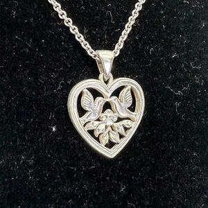 JAMES AVERY Vintage Sterling Silver Two Love Birds Heart Charm Pendant Necklace